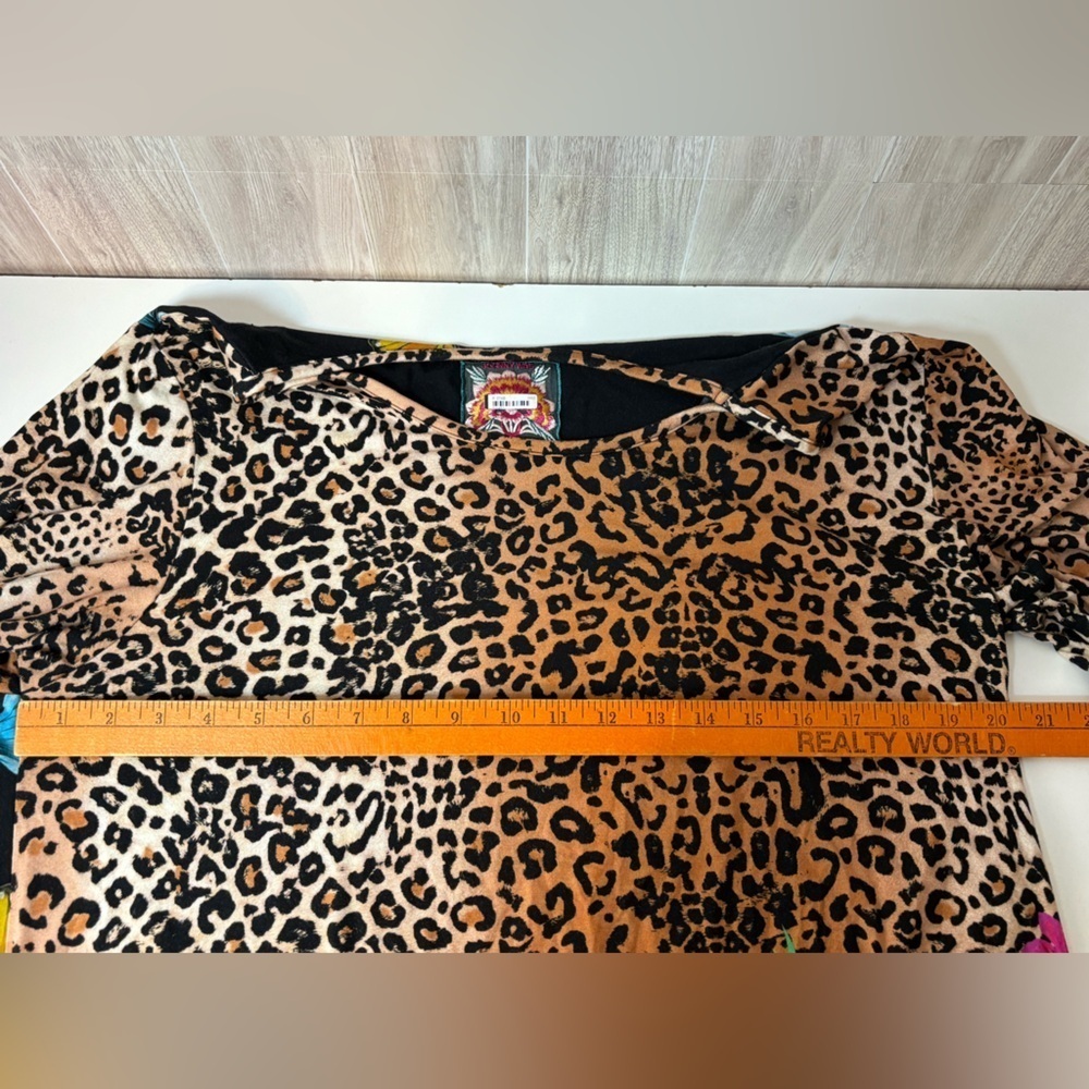 Johnny Was Leopard Print Floral Hem Women's Top - Picture 7 of 10